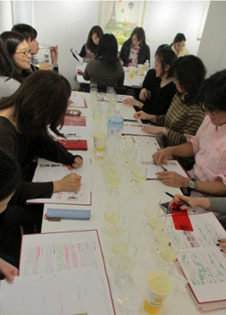 http://winekentei.com/voice/%E5%B0%8F%E5%B7%9D.jpg